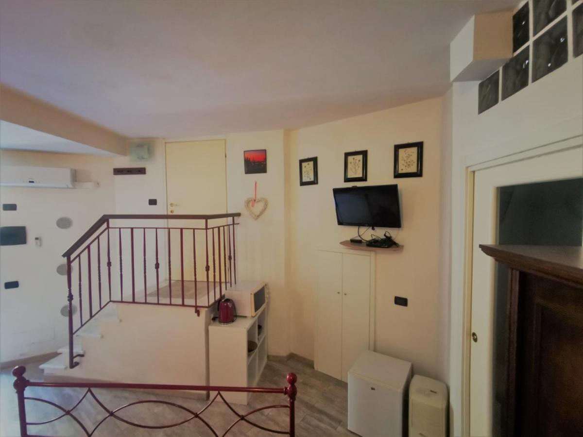 Michela Rooms Riomaggiore Exterior photo