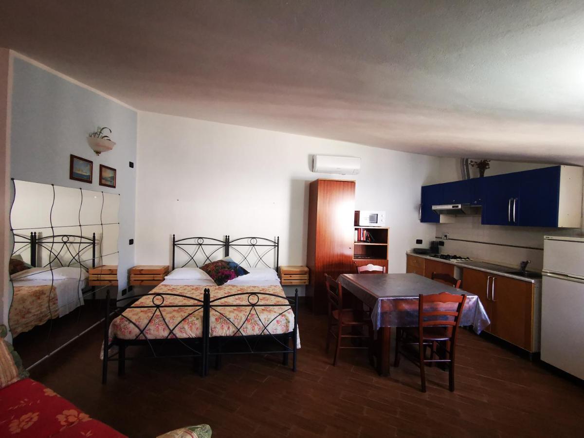 Michela Rooms Riomaggiore Exterior photo