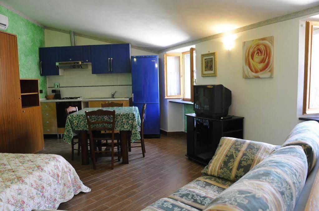 Michela Rooms Riomaggiore Exterior photo